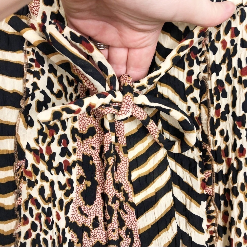 Nanushka Luma Pleated Printed Pants in Grannimal Leopard Casual Cropped - Picture 6 of 6